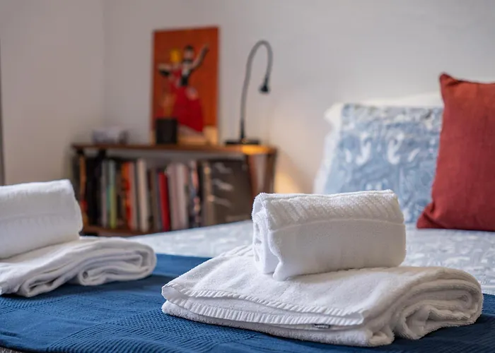 Made In2 Creative Guest House